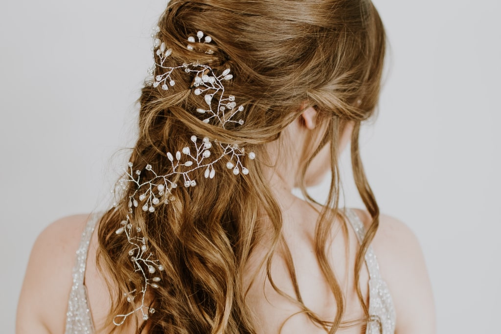 seaside wedding hair accessories